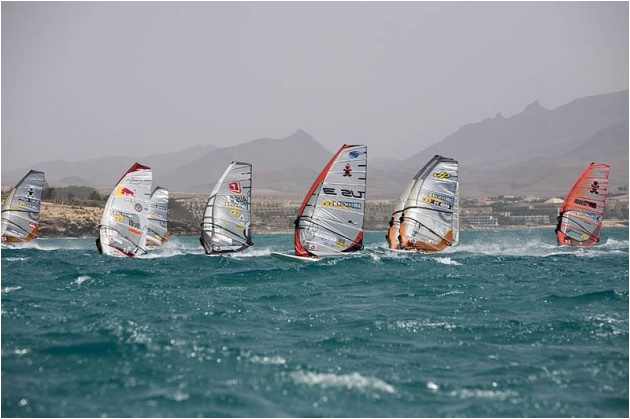 Maui Sails Team Captain Rides the TR-3 to 2nd in Fuerteventura        